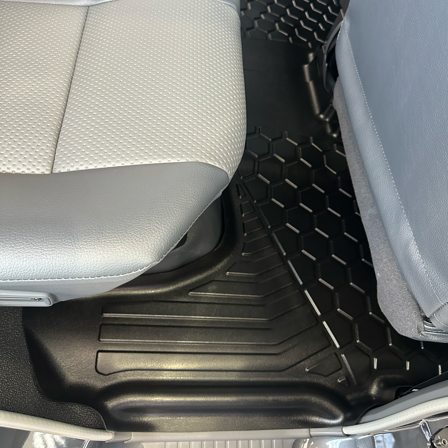 Toyota LandCruiser 79 Series Dual Cab 2012-2023 | MUDTAMER Floor Mats