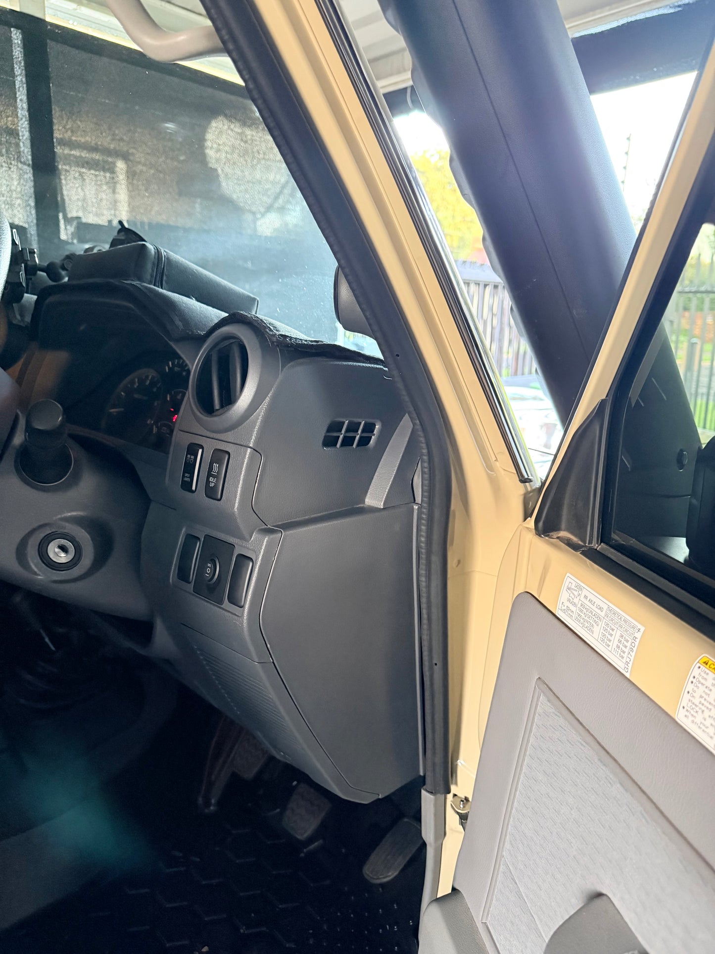 Toyota 79 Series Door Seal Kit Upgrade - Single Cab